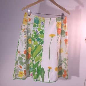 Sweet spring flowery skirt